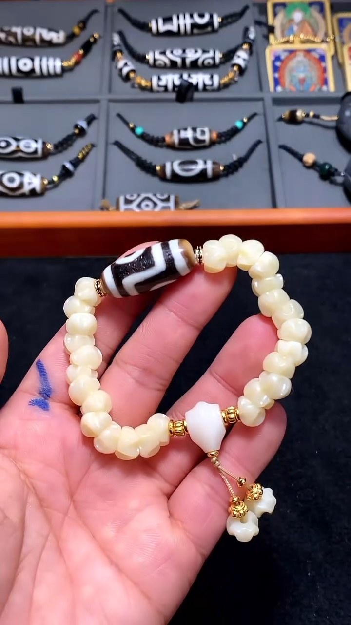 【闪购商品】玛瑙/玉髓手串未镶嵌手串