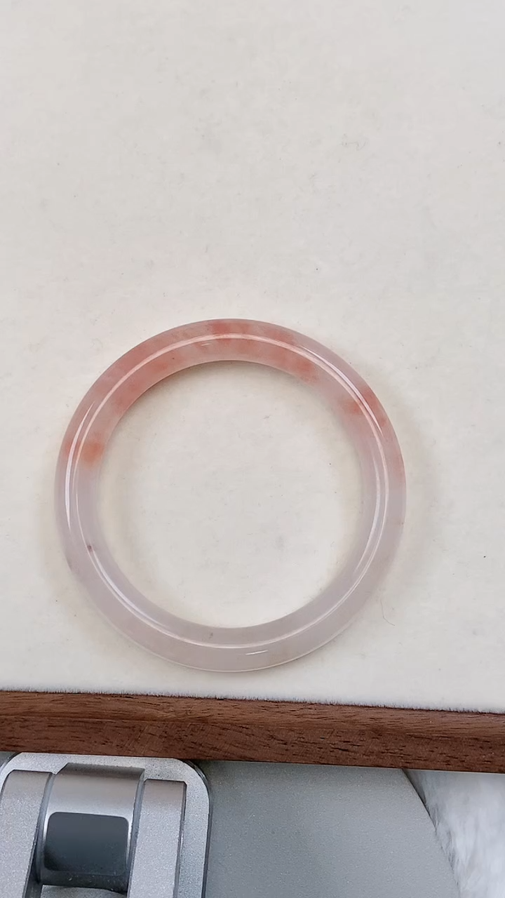 【闪购商品】石英质玉手镯未镶嵌QY