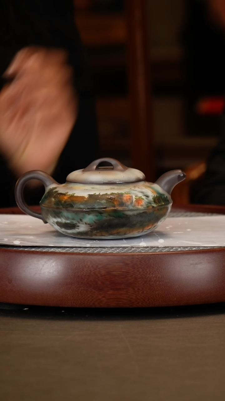 【闪购商品】紫砂茶壶【王志刚】老紫泥线圆  420CC