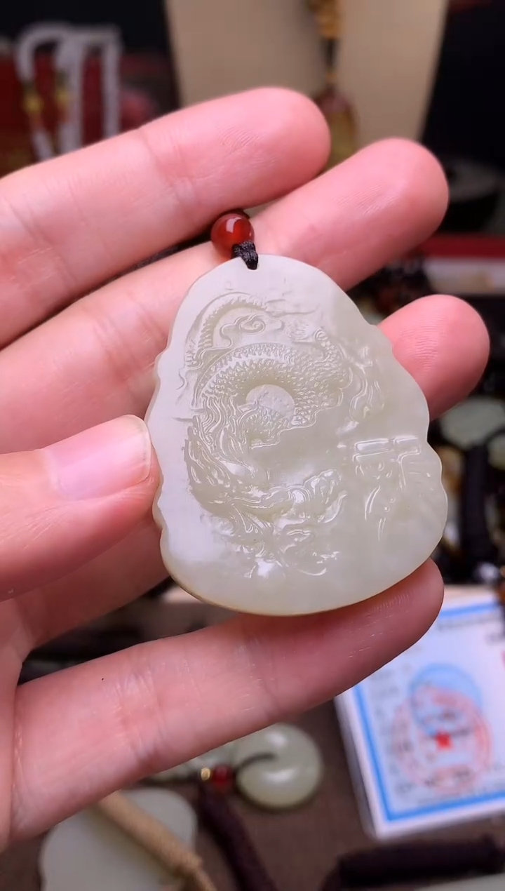 颈饰未镶嵌和田玉新疆料青海料清水和田玉吊坠