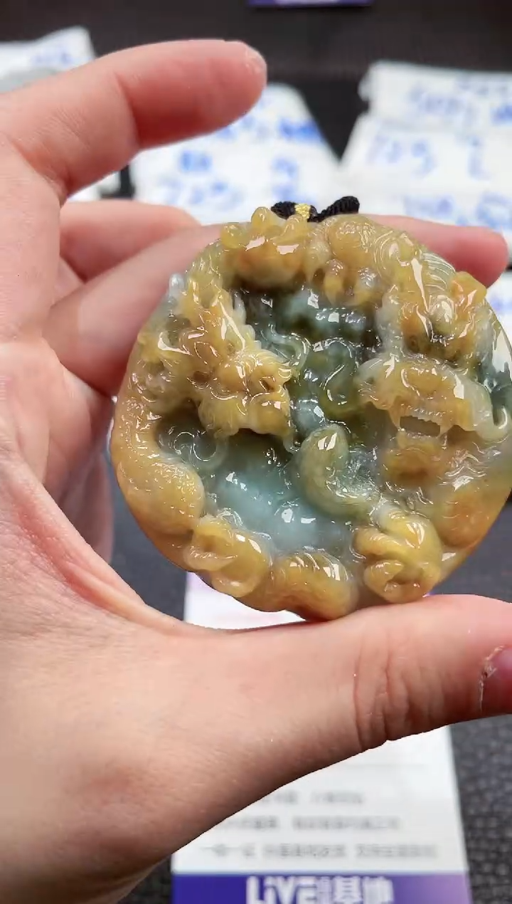 【闪购商品】翡翠未镶嵌颈饰00002008