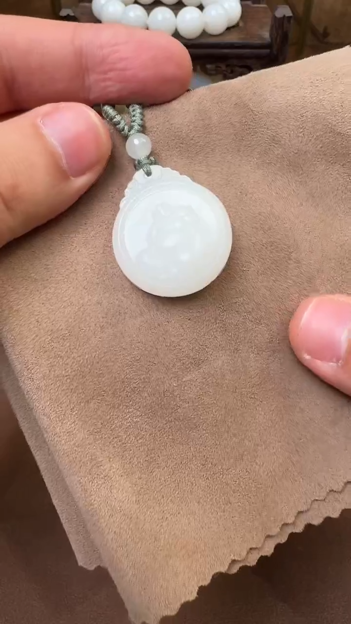 【闪购商品】和田玉吊坠未镶嵌1447圆牌弥勒佛
