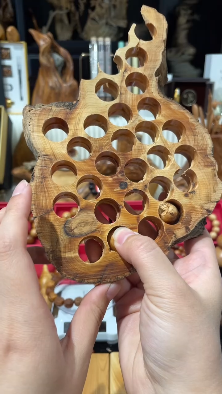 崖柏福利~太行崖柏洞洞板一块随机发可做摆件、壶承