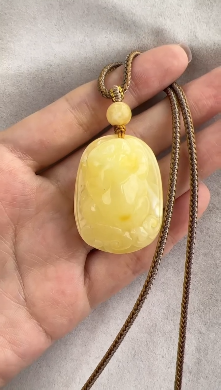 【闪购商品】琥珀裸石未镶嵌10131106-吊坠