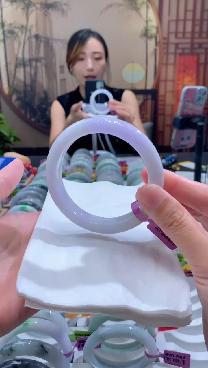 未镶嵌手镯翡翠000053818