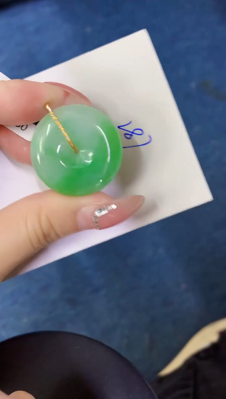 【闪购商品】翡翠颈饰18K金镶嵌000000000000