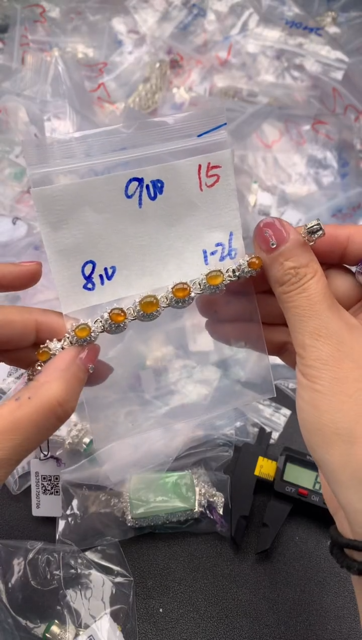 【闪购商品】定制翡翠未镶嵌毛货需精细抛光拍一发一
