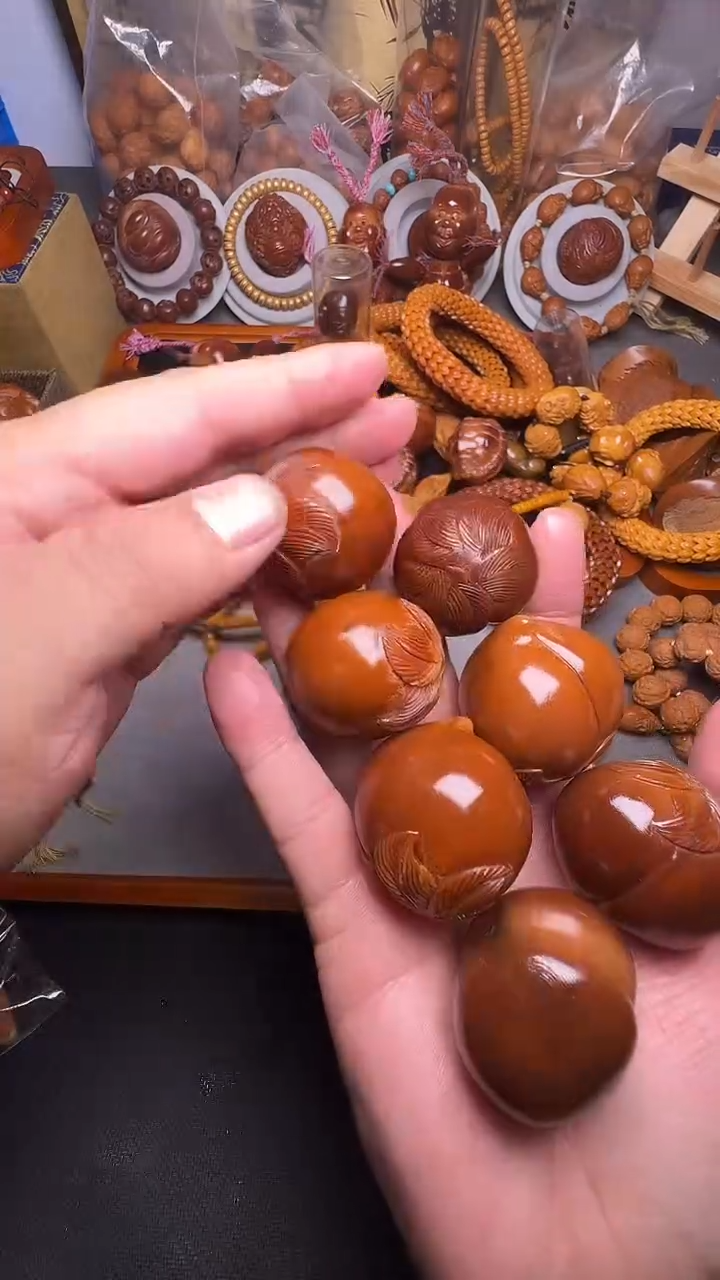 手串橄榄核桃子一个