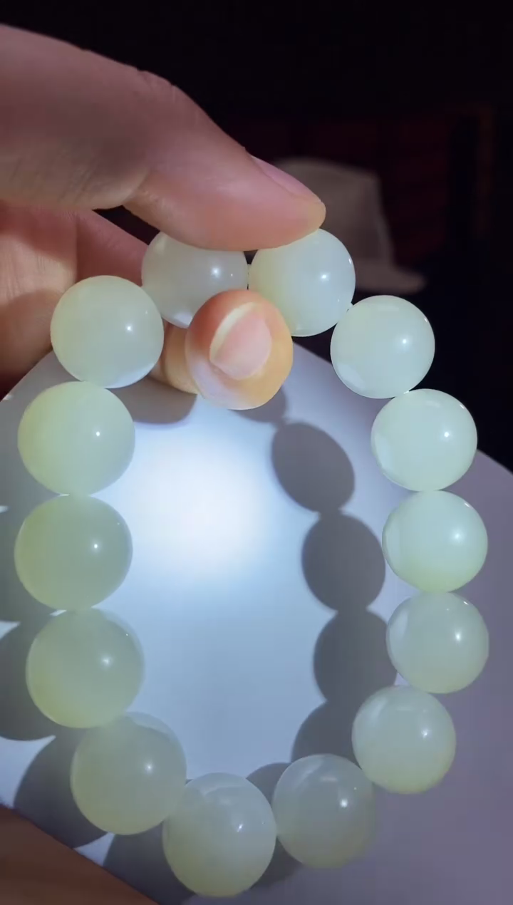 和田玉未镶嵌颈饰d959