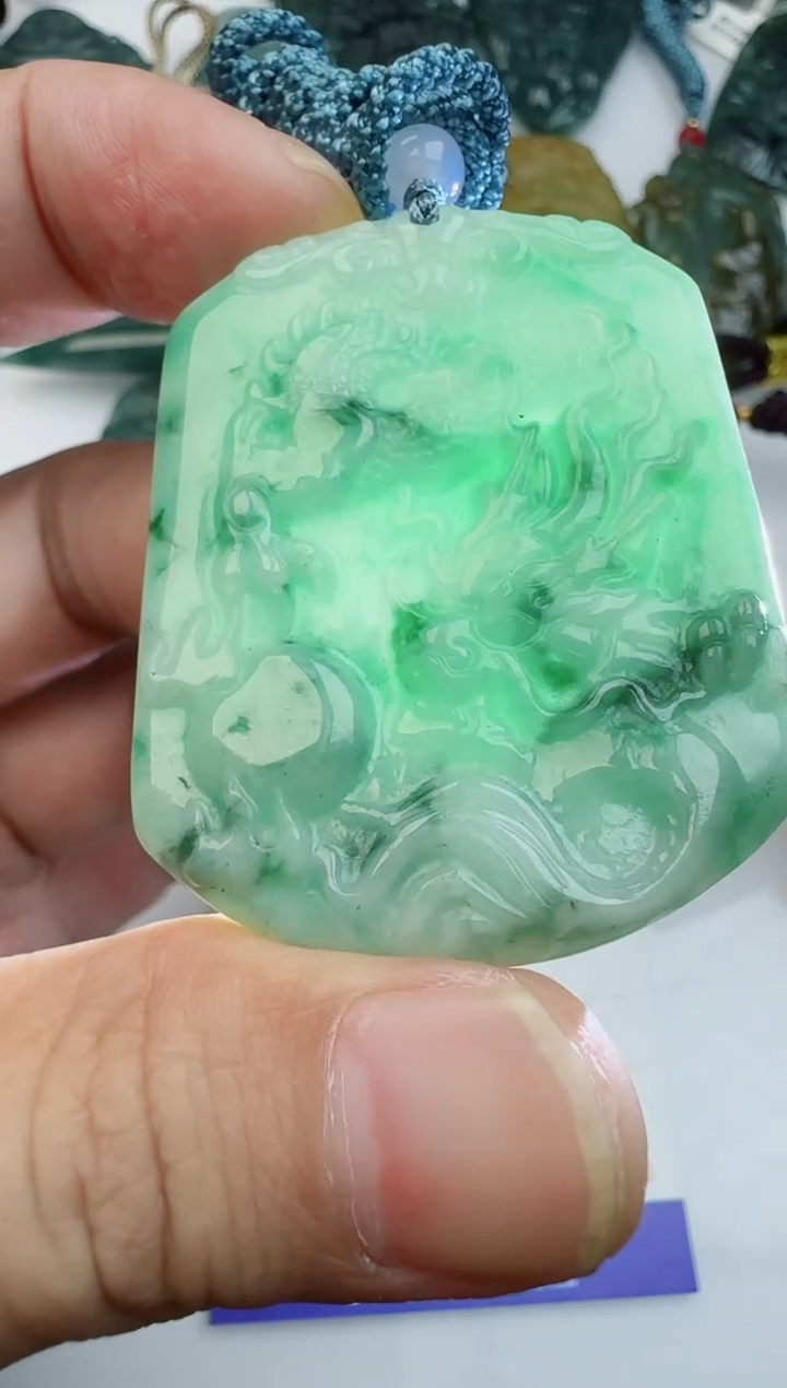 【闪购商品】翡翠吊坠(不含链)未镶嵌111111111111111