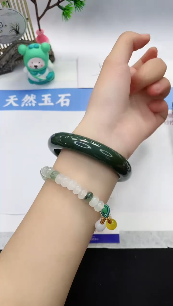 【闪购商品】和田玉手镯未镶嵌HT106-58+