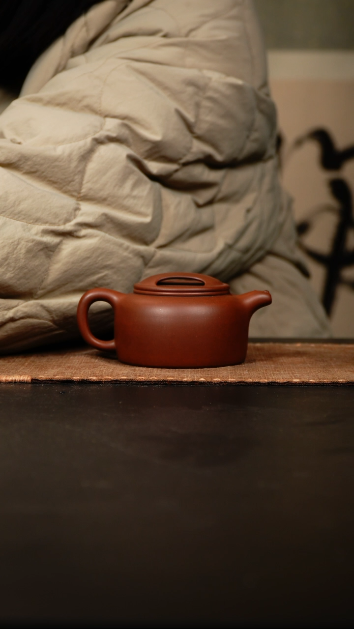 【闪购商品】紫砂茶壶牛盖莲子壶紫泥200cc