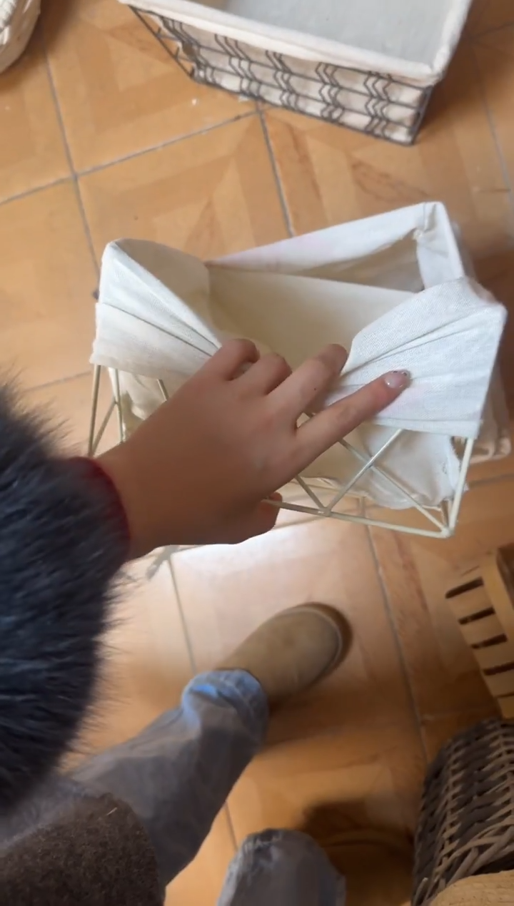 拉*特微瑕捡漏白色铁艺小篮