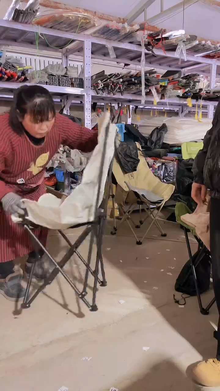 铁瑕疵不带袋  椅子   64