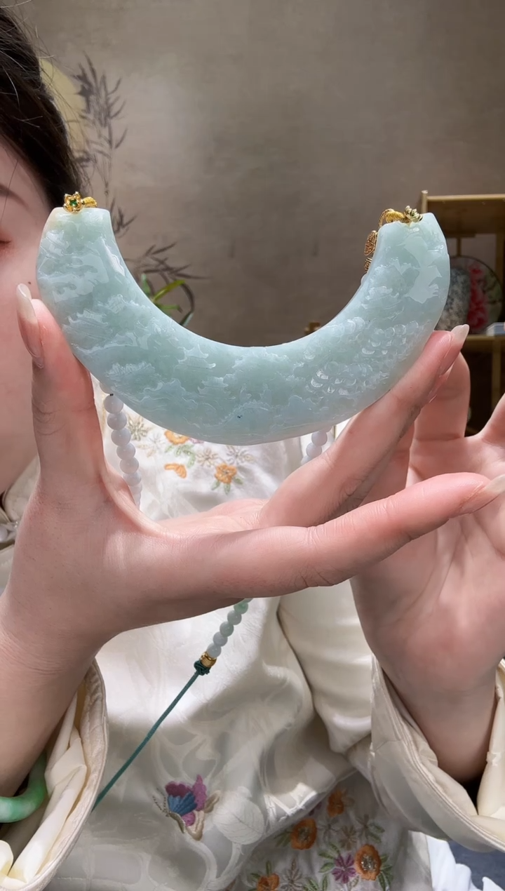 【闪购商品】翡翠颈饰未镶嵌吊坠