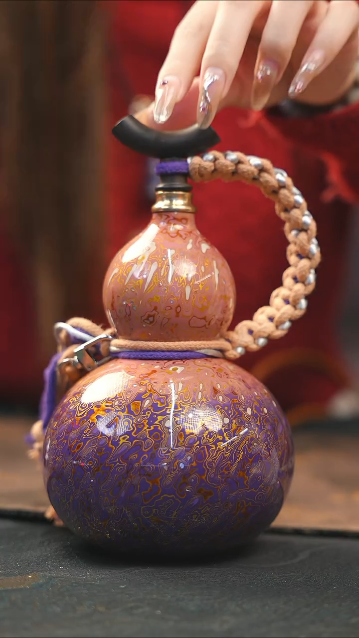 【闪购商品】WG113漆艺酒葫芦不包手串及旋转底座