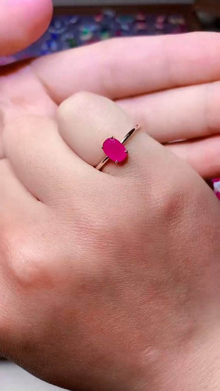 【闪购商品】红宝石戒指银S925镶嵌...