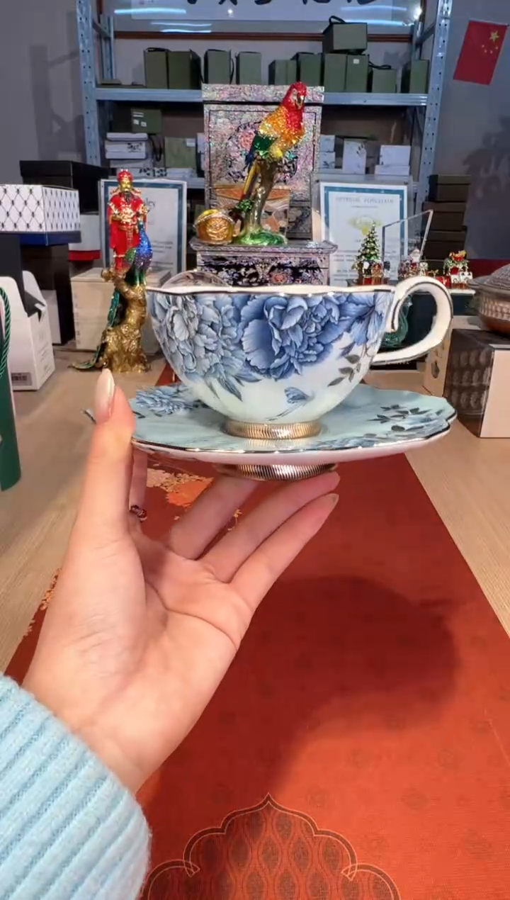 【闪购商品】杯190铂金青花大杯碟