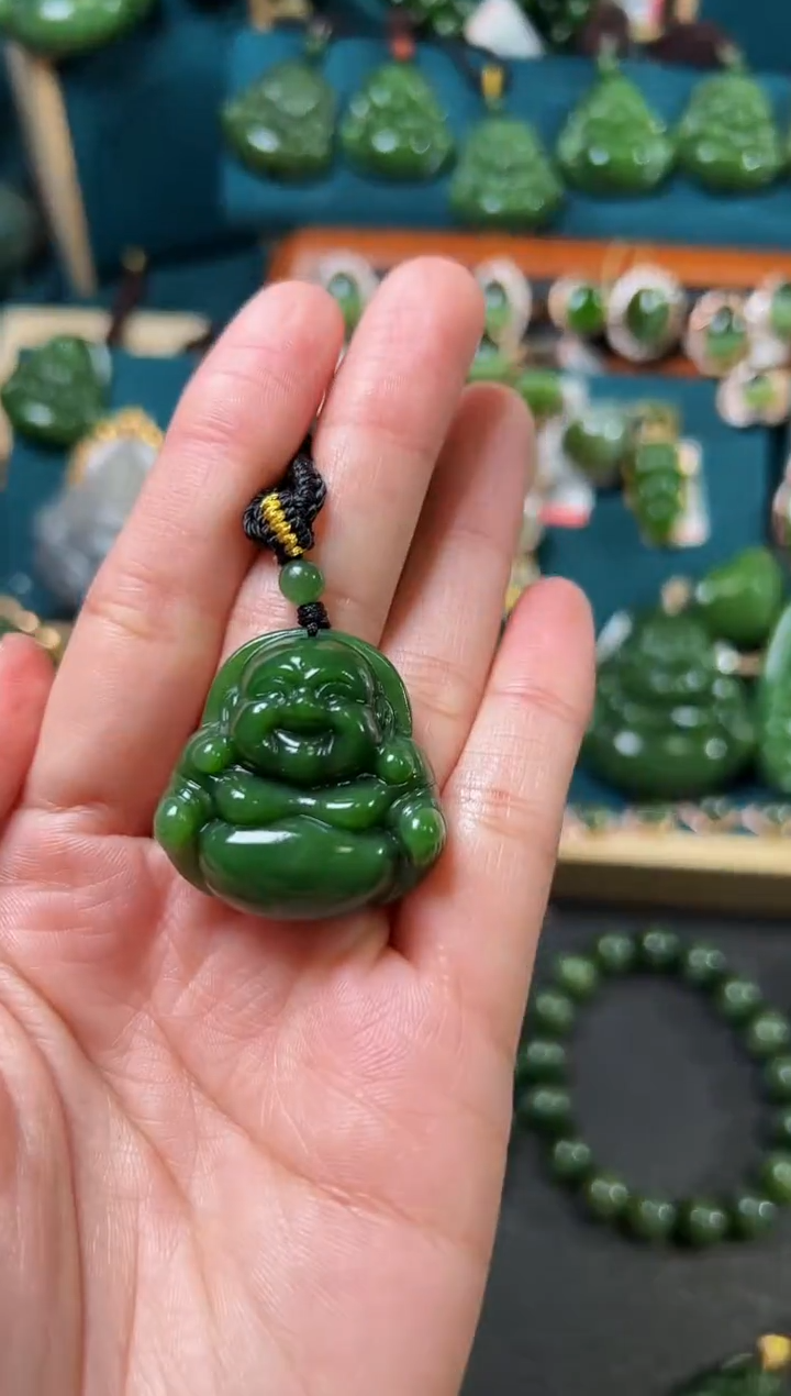 【闪购商品】和田玉（碧玉）颈饰未镶嵌碧玉31×31×10左右