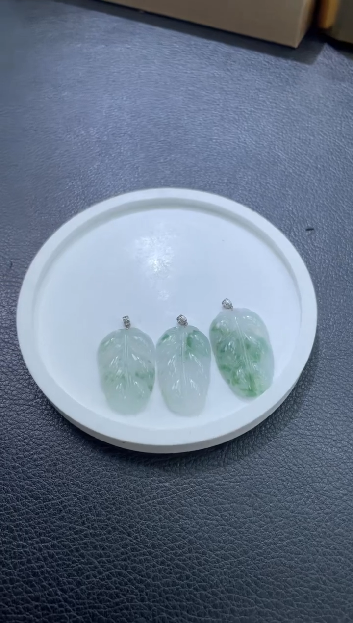 18K金镶嵌定制翡翠DDJ40943/多样性发一件