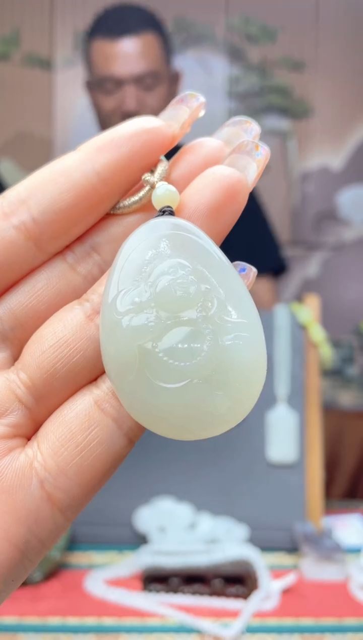 和田玉未镶嵌颈饰拍一发一