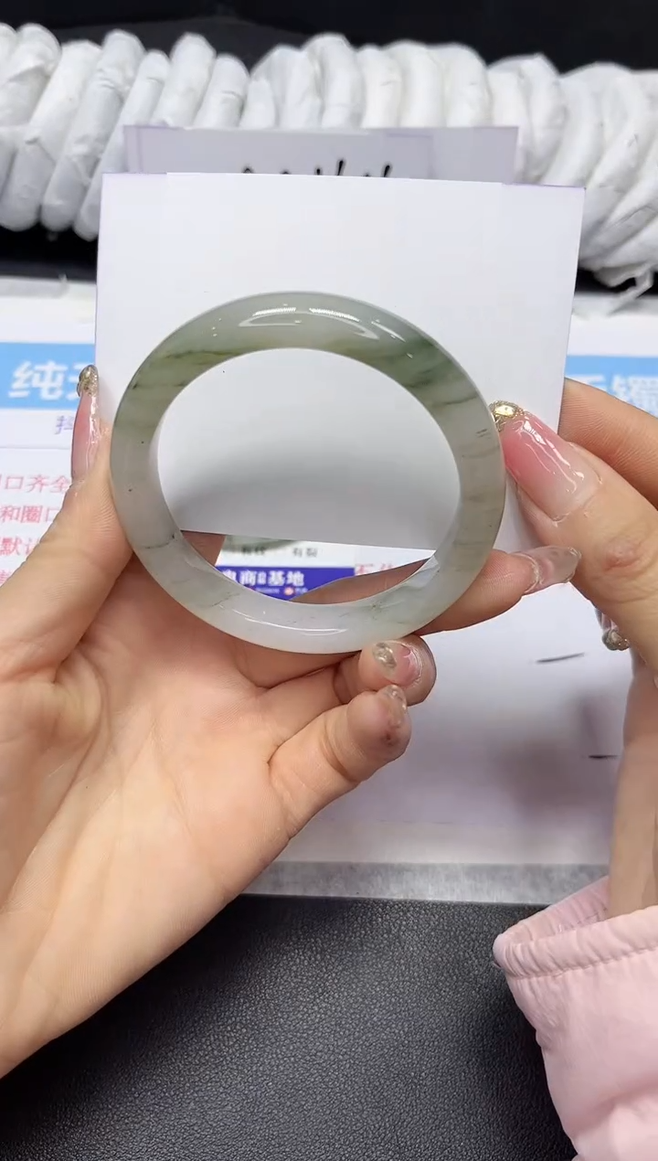 【闪购商品】石英质玉手镯未镶嵌336