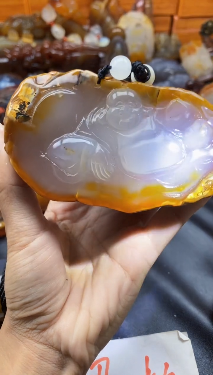 未镶嵌1玛瑙/玉髓腰****中ll