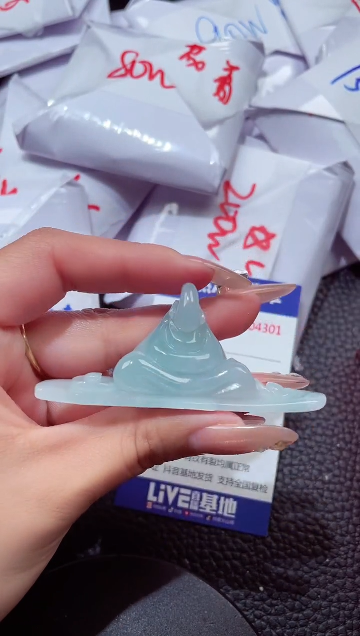 颈饰未镶嵌翡翠00000