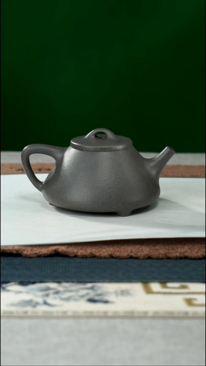 茶杯紫砂阳*天青子冶石瓢微瑕