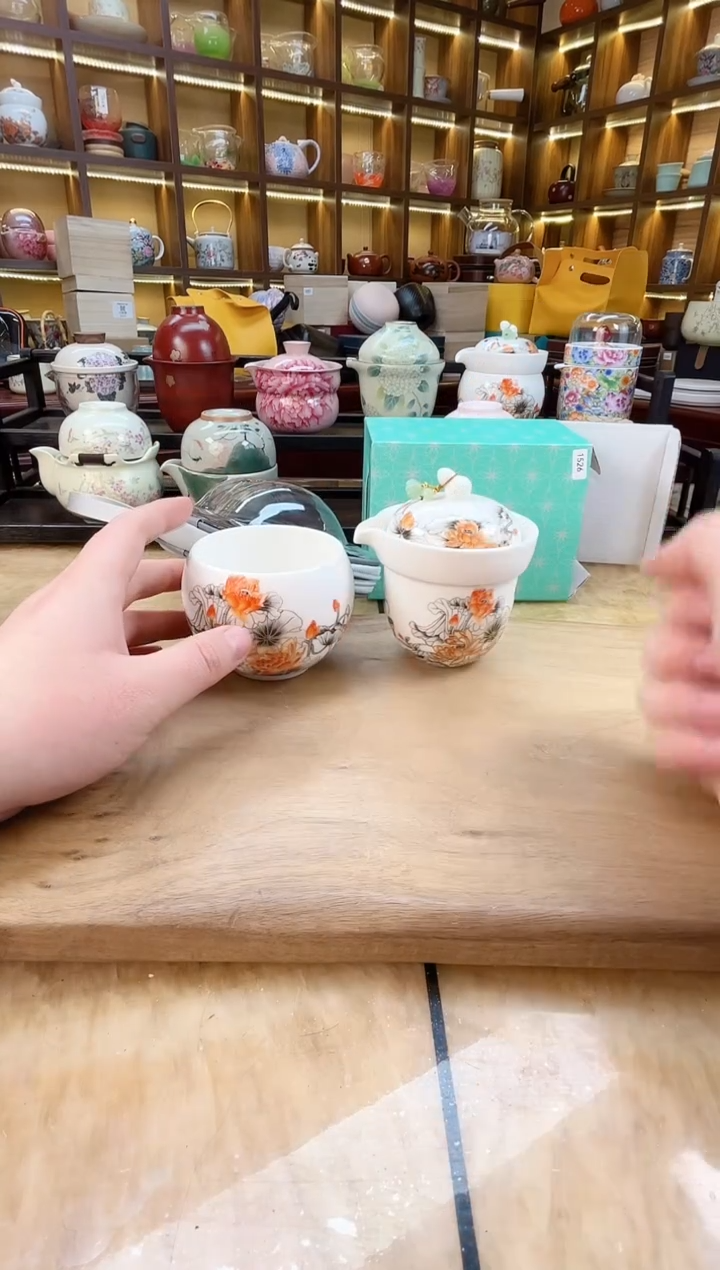 【闪购商品】瓷里陶里水墨金莲旅行.。