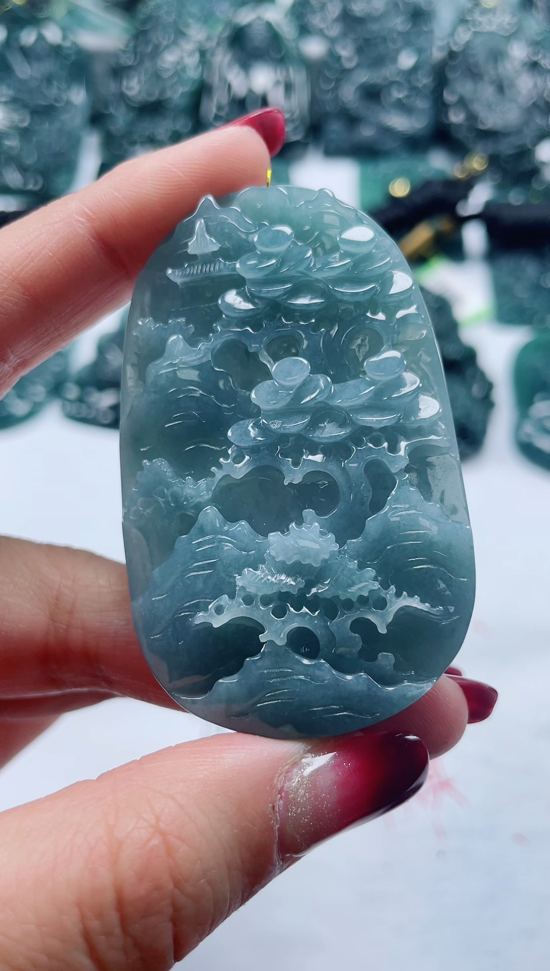 【闪购商品】翡翠颈饰未镶嵌               