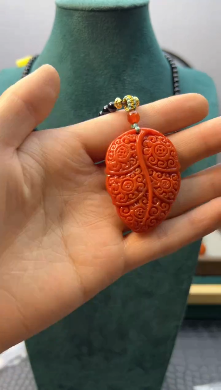 【闪购商品】玛瑙/玉髓颈饰14K金镶嵌A327