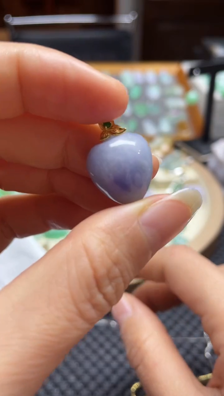 【闪购商品】翡翠颈饰18K金镶嵌桃心