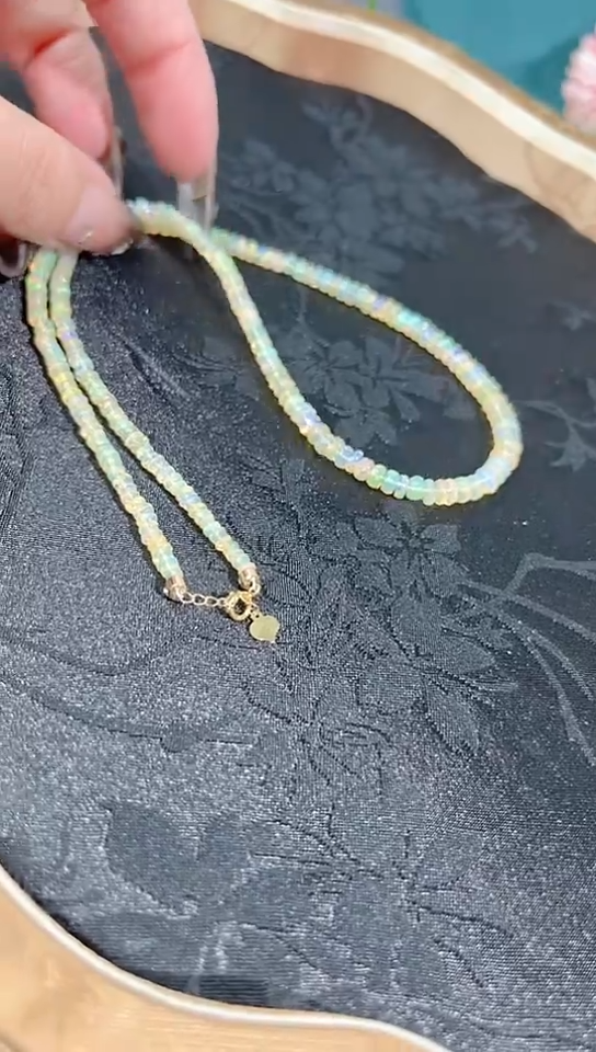 【闪购商品】欧泊颈饰18K金镶嵌刻599