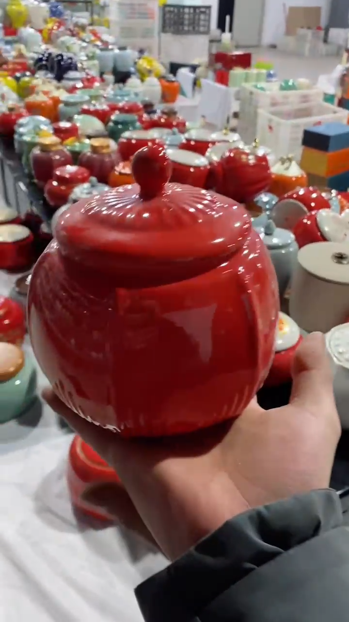 【闪购商品】罐陶瓷茶叶罐存茶罐密封罐红茶绿茶储存罐