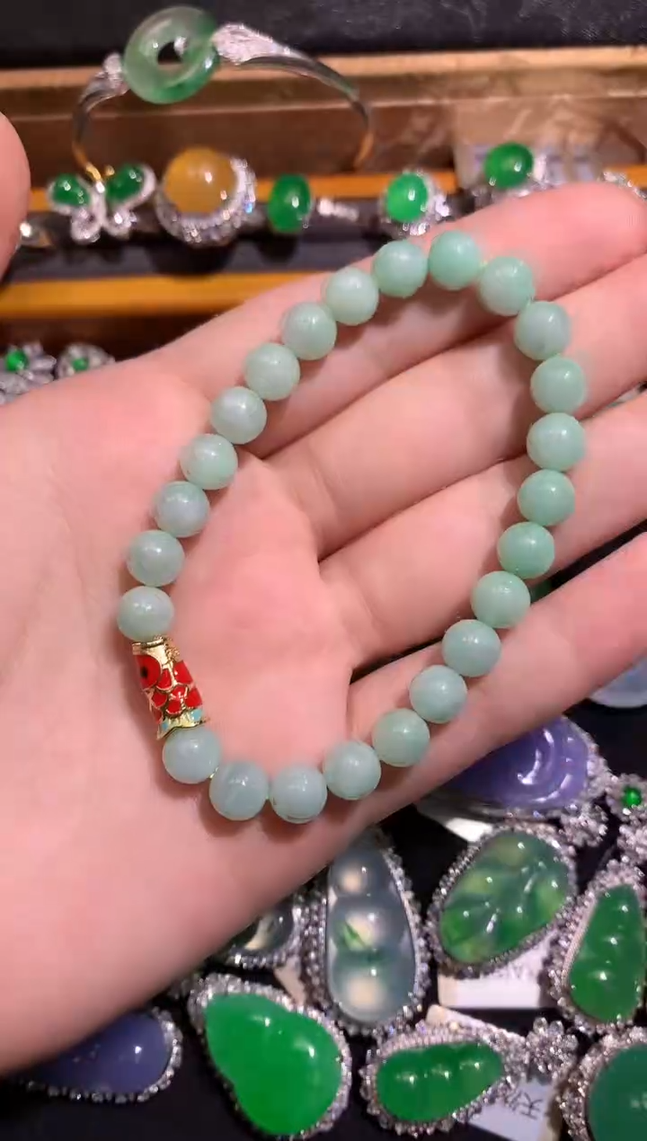 未镶嵌手串翡翠翡翠