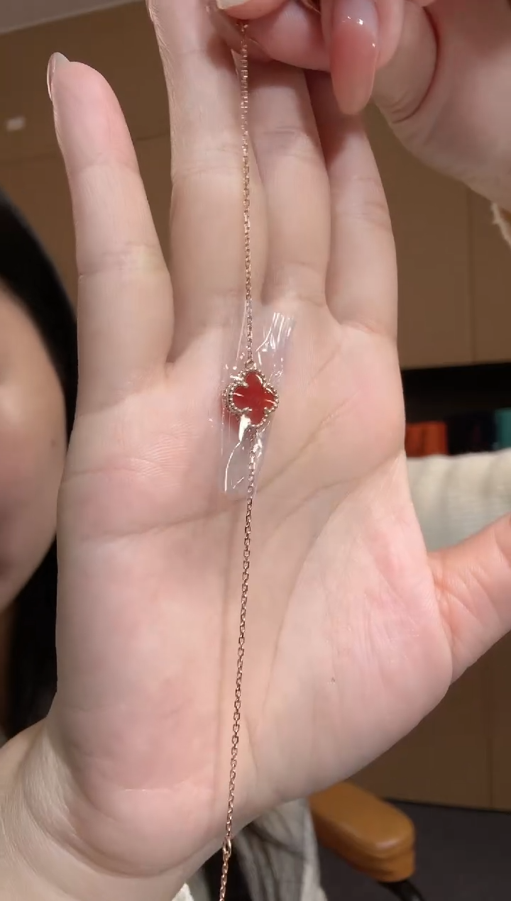 【闪购商品】玛瑙/玉髓手链18K金镶嵌红色k黄，小号单花手链GHJ