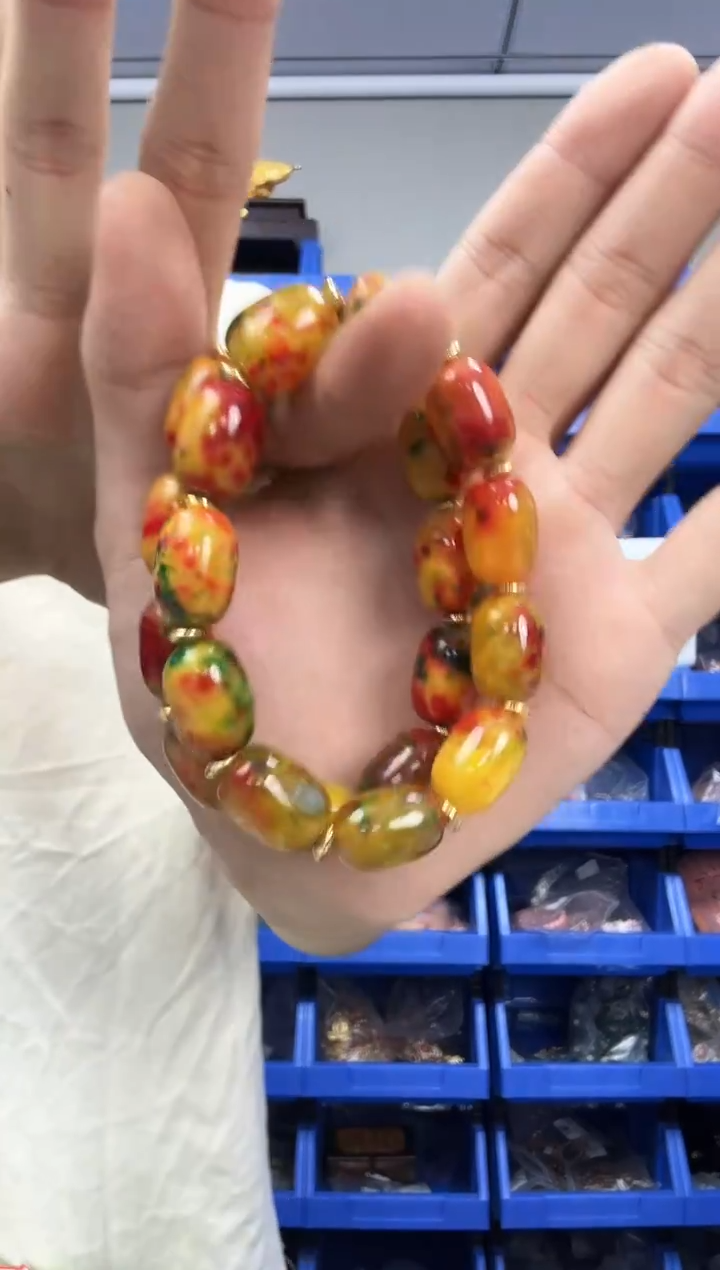 无非金属肉灵芝手串