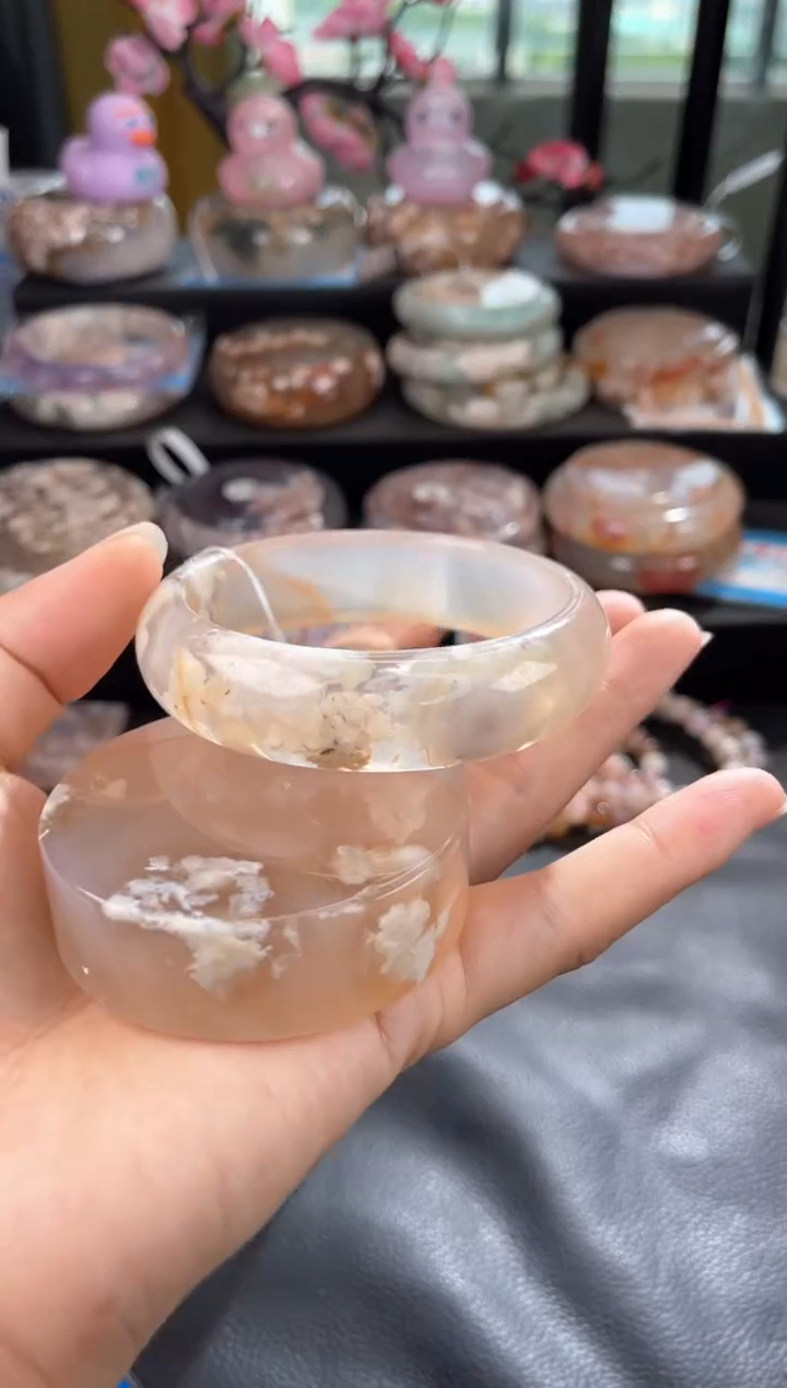 石英质玉手镯未镶嵌62