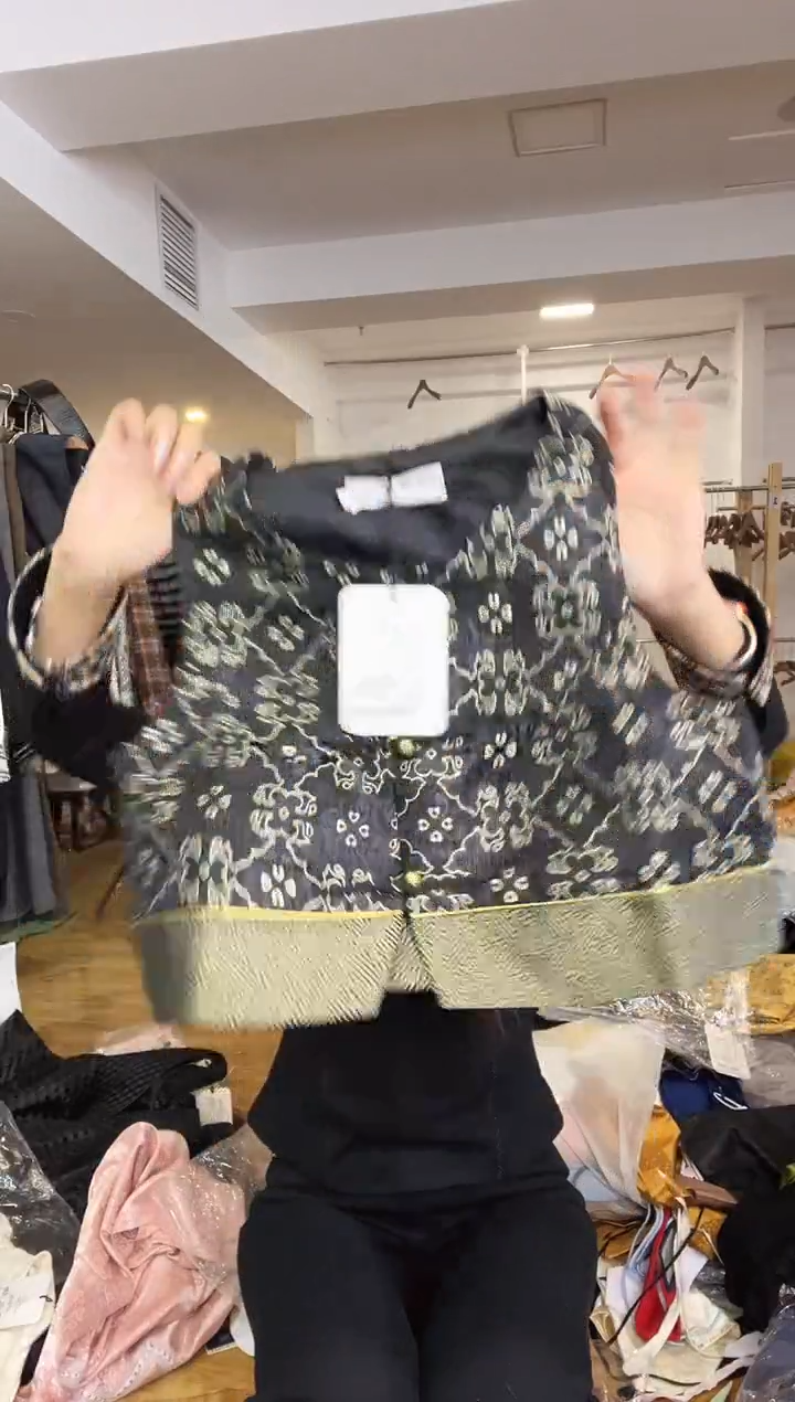 马甲 L码  115斤以里