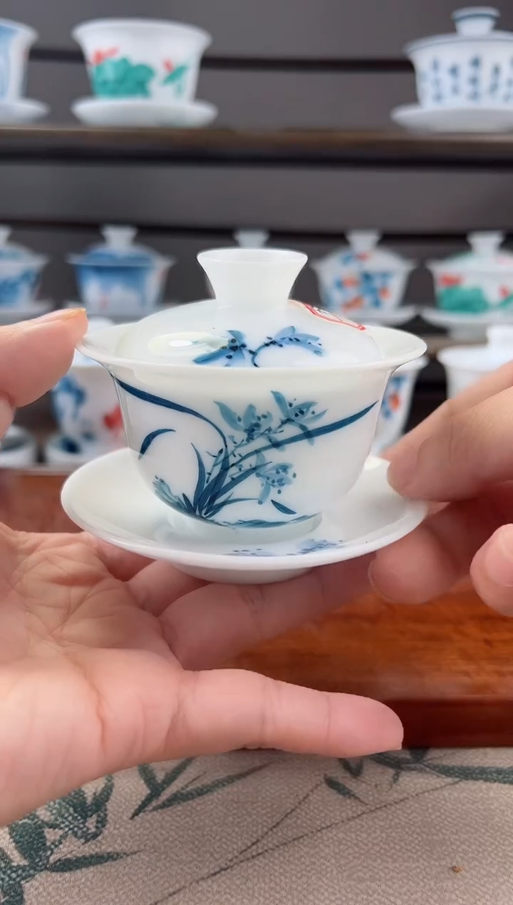 微瑕高冰兰花130ml三才盖碗