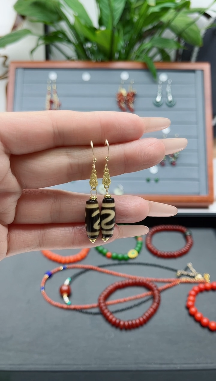 【闪购商品】玛瑙/玉髓耳饰银S925镀金镶嵌000000A