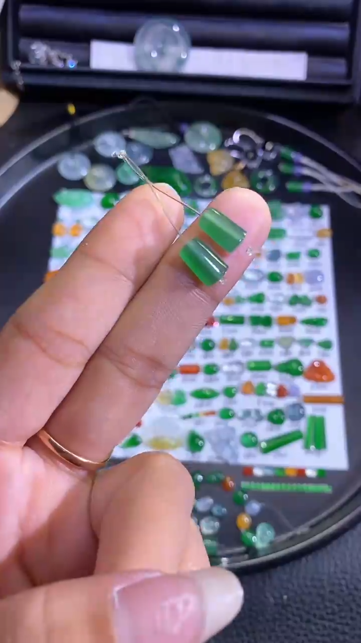 未镶嵌挂件翡翠珠子