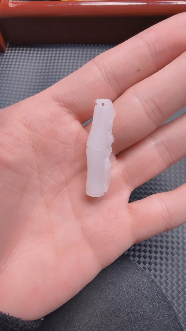 【闪购商品】和田玉吊坠(不含链)未镶嵌335