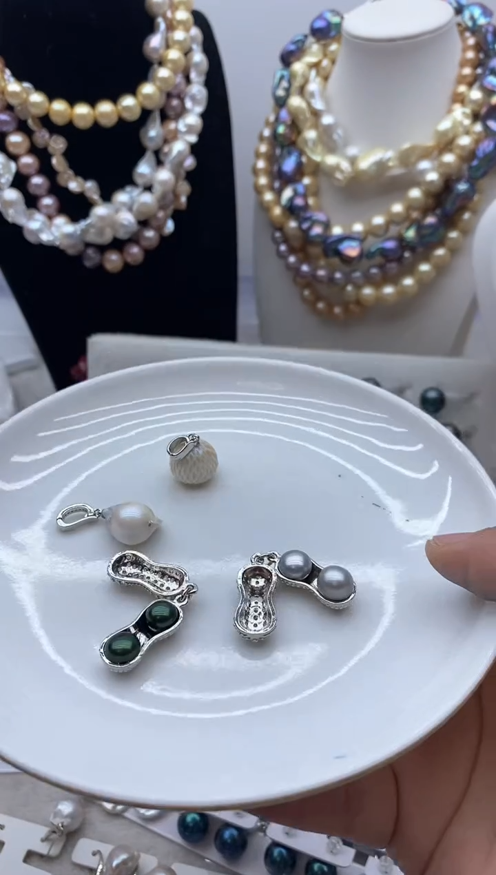 【闪购商品】淡水珍珠颈饰钛钢113