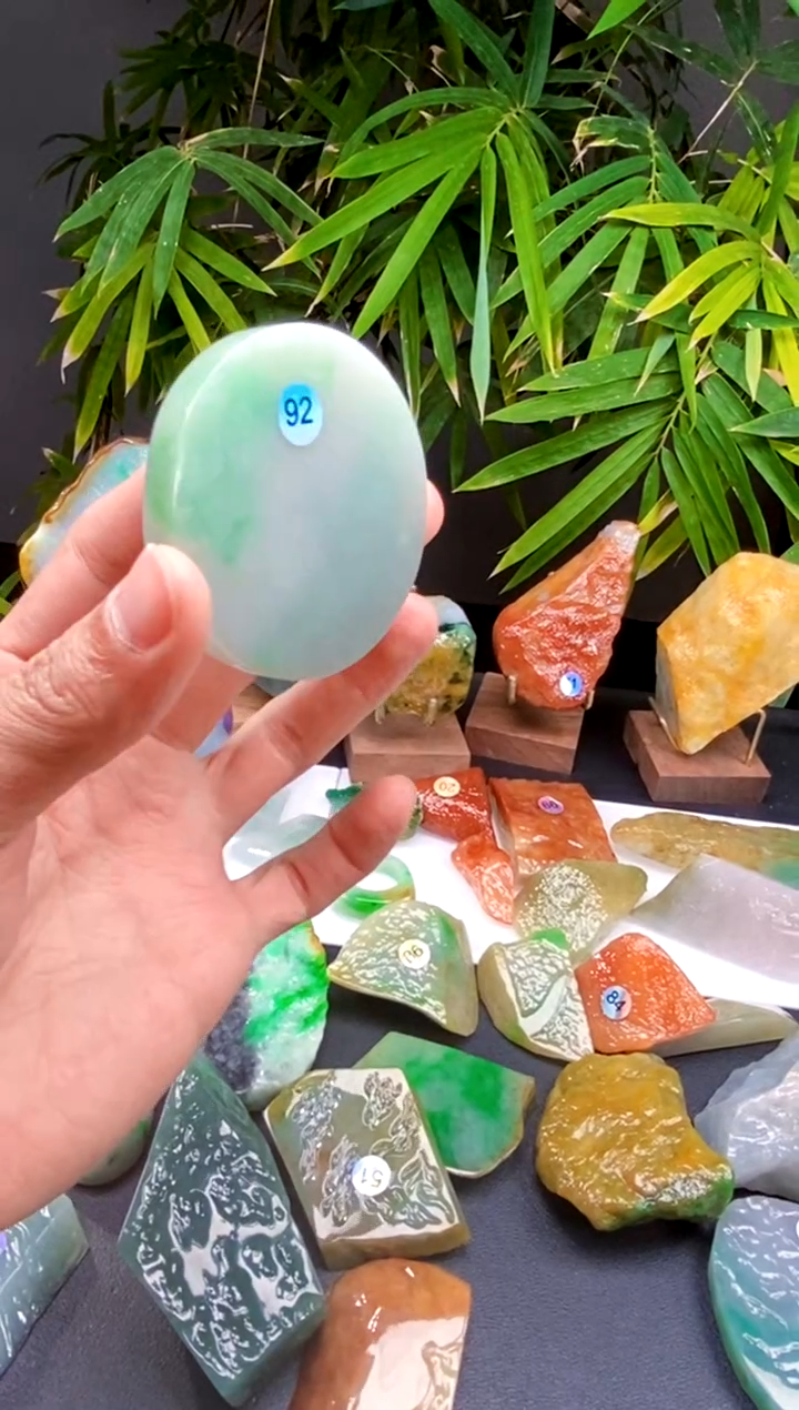 【闪购商品】定制翡翠未镶嵌翡翠