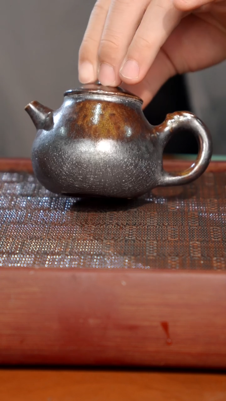 陶瓷奢瓷/瑞寅柴烧茶器（壶）115微瑕