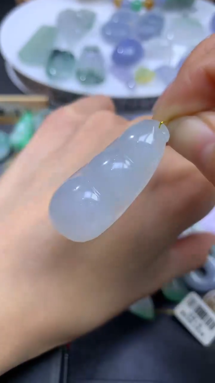 【闪购商品】定制翡翠未镶嵌翡翠