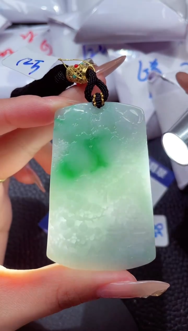 颈饰未镶嵌翡翠9