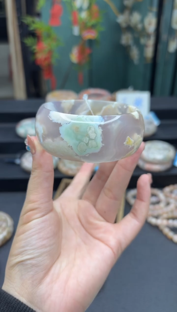 【闪购商品】石英质玉手镯未镶嵌137（64圈）